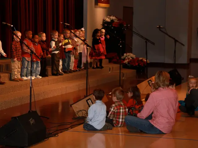 Girls join the Windsbach boys' choir, expanding its vocal harmony collaborations.