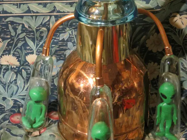 Alien Prop Auction: Propstore Offers a Variety of Scenario Artifacts for Bidding