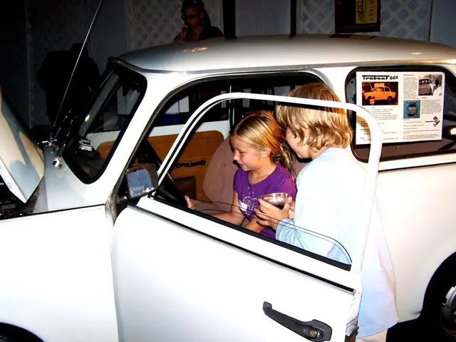 Proper Utilization of Child Car Seats Extended for Safety, Stresses Safety Organization