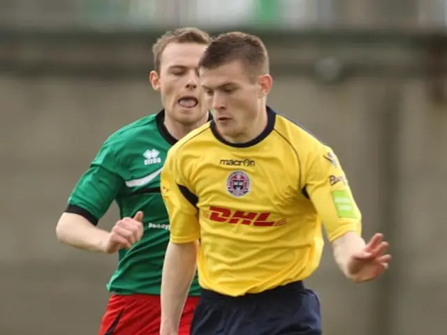 Two teams, Offenbach and Homburg, ended their encounter in a 2-2 tie.