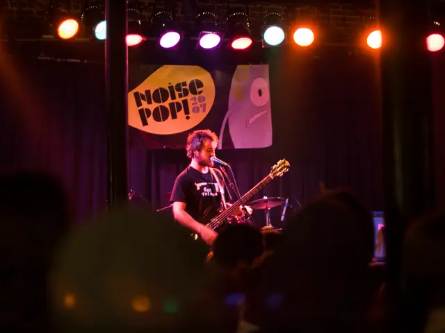 Collaboration between Alexander Eder and ADINA yields latest single, titled "Do you feel it too?"