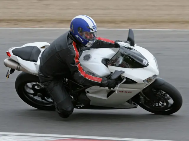 Abandoning Injured Fellow Cyclist