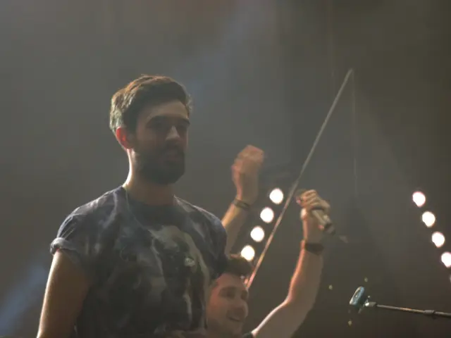 Exploring and alleviating technological frustration using humor as a medium