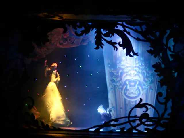 Unidentified body found in Brooklyn; NYPD calls for public assistance in tattoo identification.