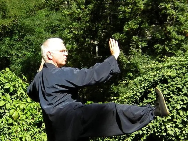Judo enthusiasts gather for a session at the JV HM in Wulfen, uniting their community for training.