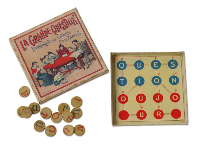 The image shows a board game called "La Grande Question" with a box of coins next to it. The box...