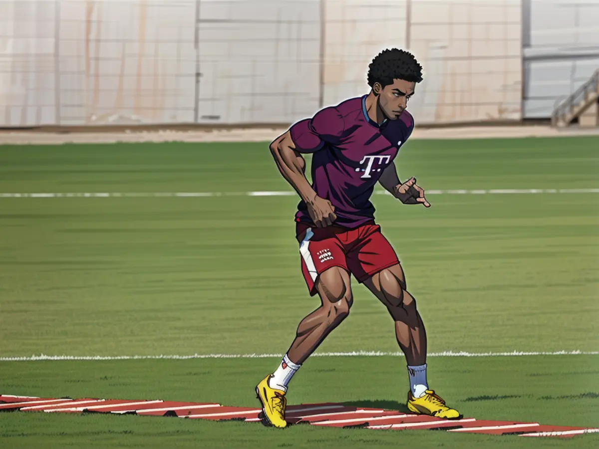 Bayern star Kingsley Coman in his build-up training on the running ladder